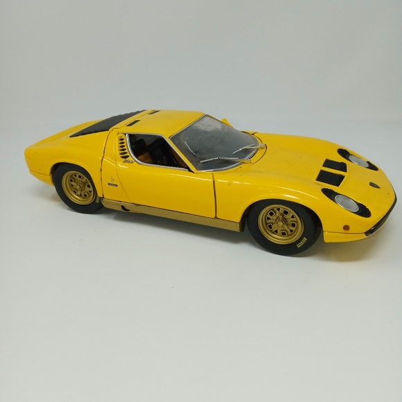 1971 Diecast Lamborghini Anson - Picture 5 of 13